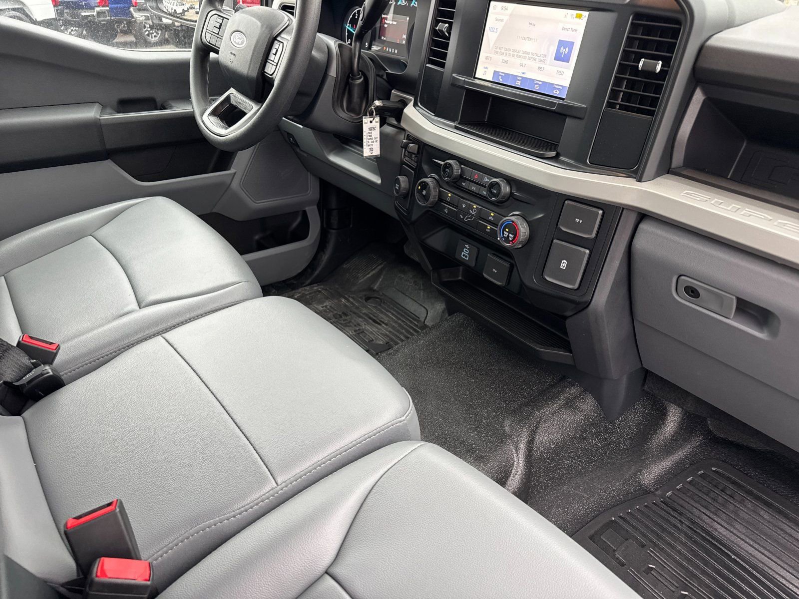 New 2025 Ford F450 XL w/ XL Chrome Package image 14