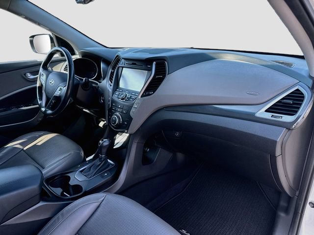 Used 2015 Hyundai Santa Fe Sport w/ Option Group 04 AWD/4WD image 30