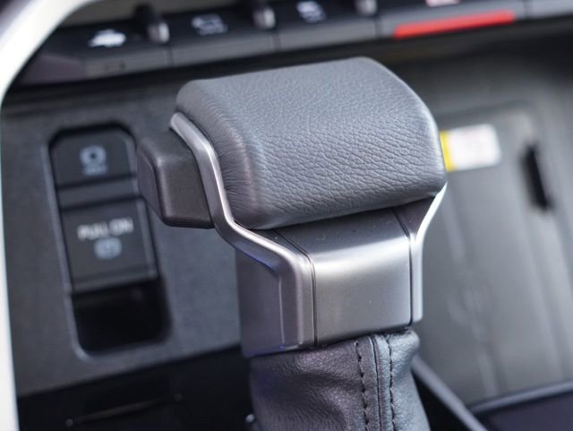 Used 2023 Toyota Tundra Platinum w/ Advanced Package image 43