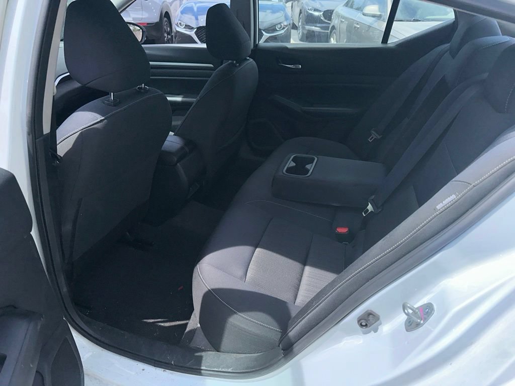 Used 2022 Nissan Altima 2.5 SV AWD/4WD image 5