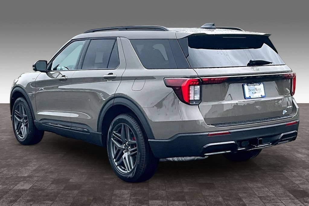 New 2026 Ford Explorer ST-Line w/ ST-Line Street Pack AWD/4WD image 10