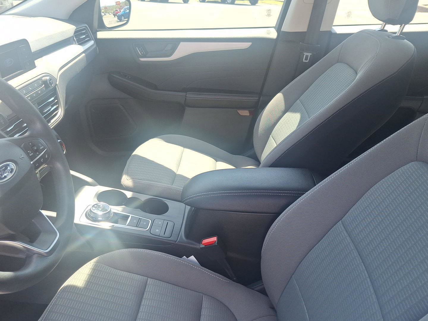 Used 2022 Ford Escape S image 11