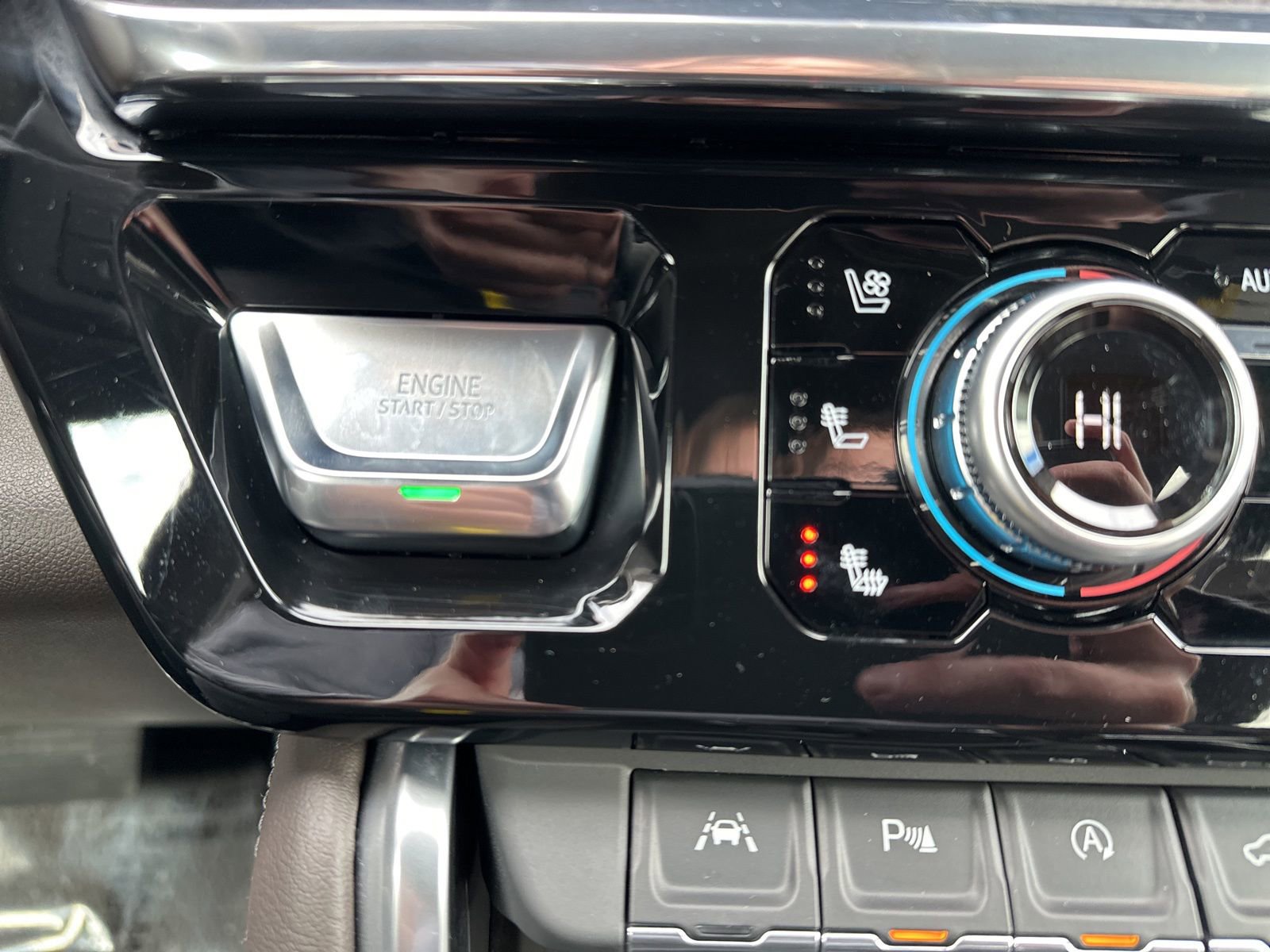 Used 2024 GMC Sierra 1500 Denali w/ Denali Reserve Package image 65
