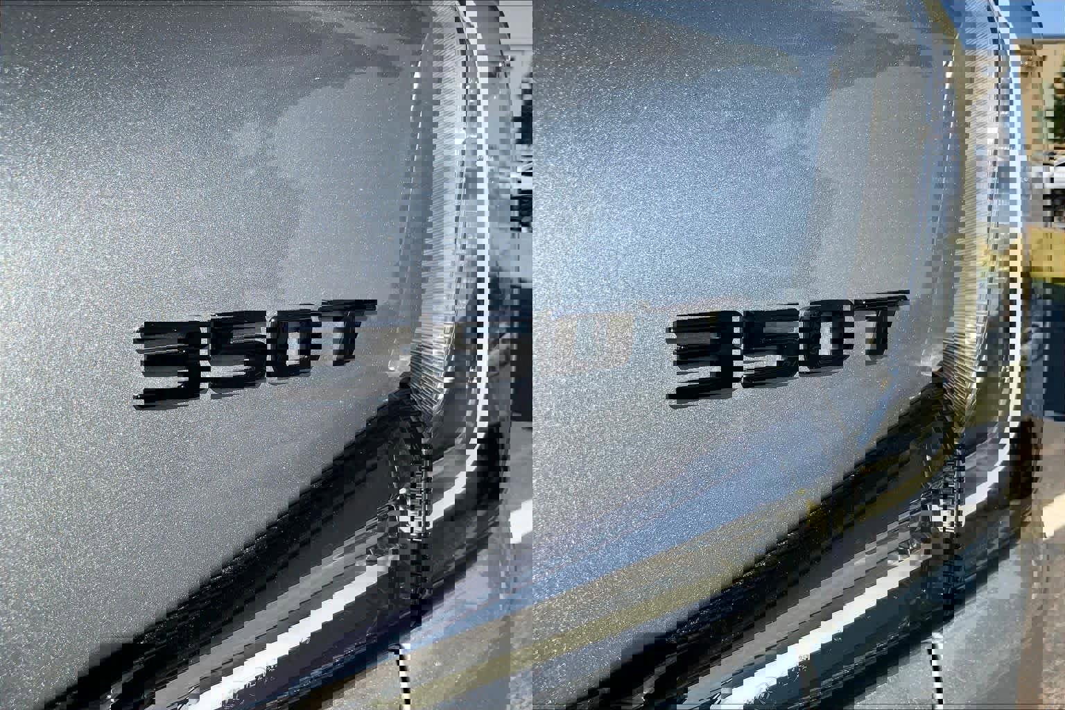 Used 2025 Cadillac XT4 Sport w/ LPO, Onyx Lite Package FWD image 10