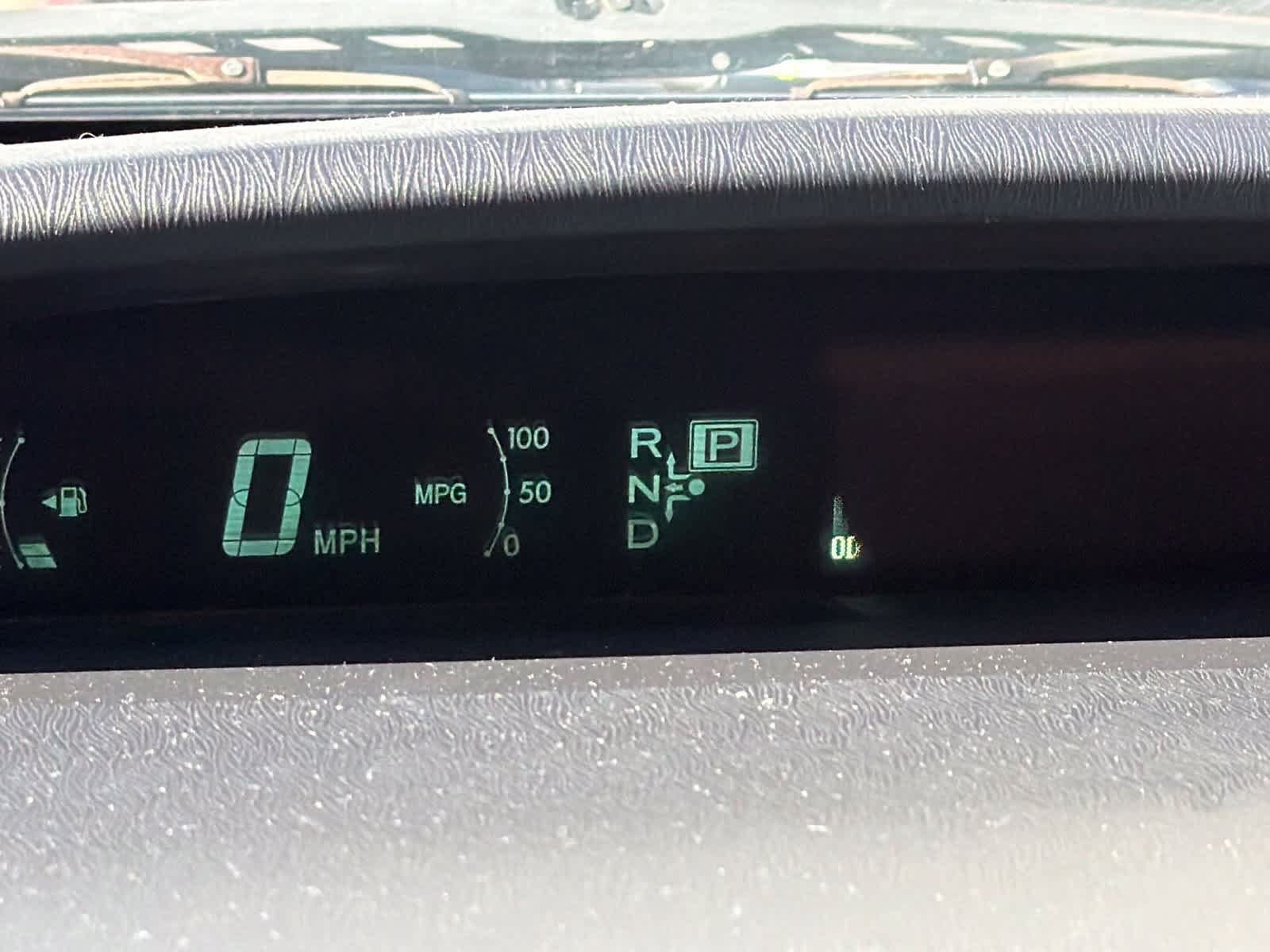 Used 2015 Toyota Prius Five FWD image 7