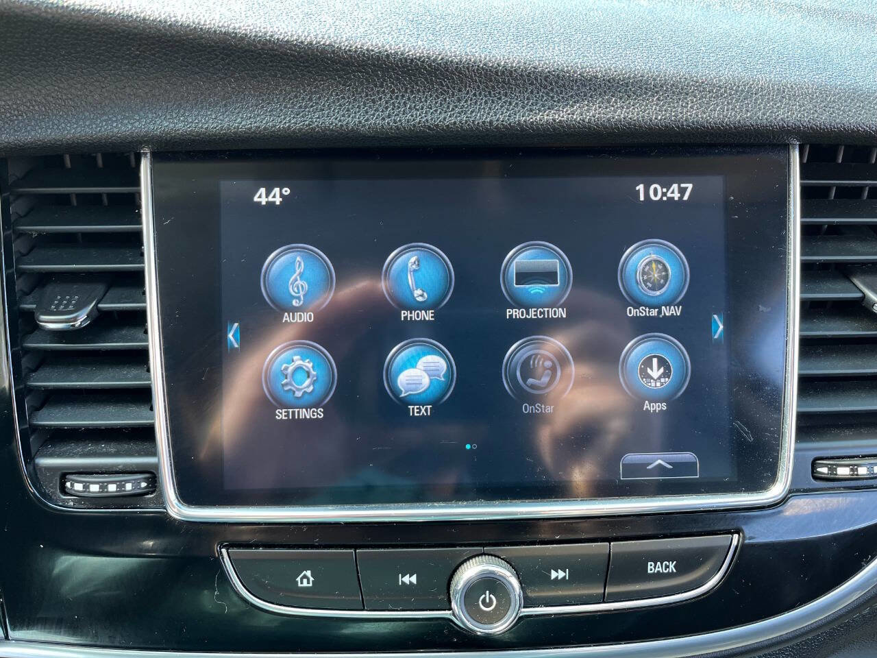 Used 2018 Buick Encore Preferred image 18