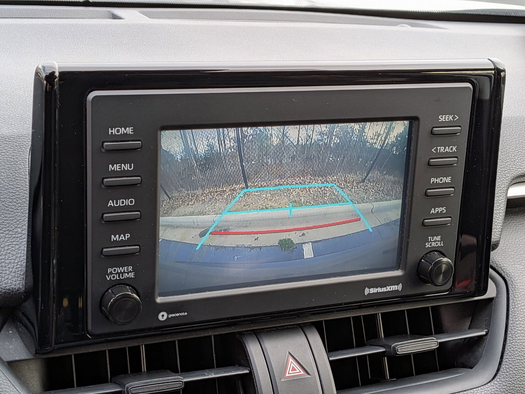 Used 2020 Toyota RAV4 XLE image 20