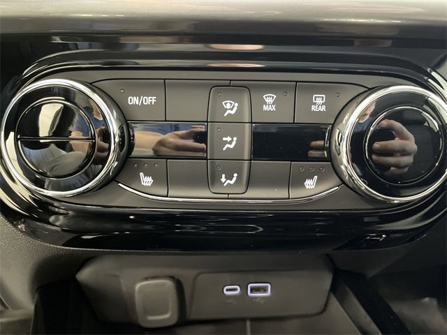 New 2025 Chevrolet Trax LT w/ Driver Confidence Package image 27