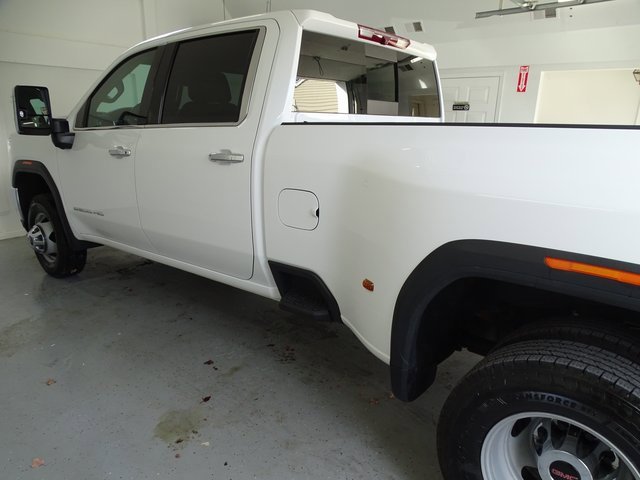 Certified 2023 GMC Sierra 3500 SLT w/ SLT Preferred Package image 19