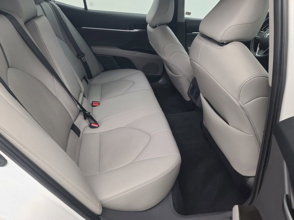 Used 2024 Toyota Camry XLE w/ Cold Weather Package image 18