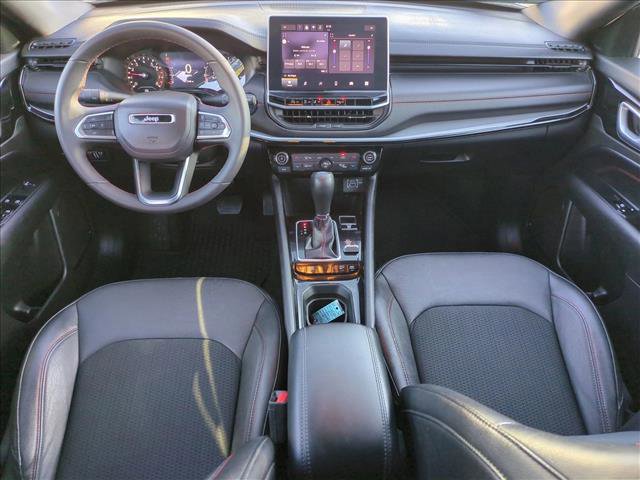 Used 2024 Jeep Compass Trailhawk image 18