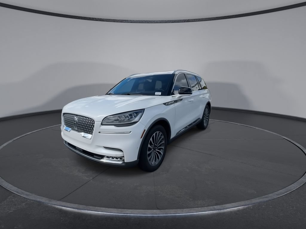 Used 2020 Lincoln Aviator Reserve w/ Equipment Group 201A RWD image 4