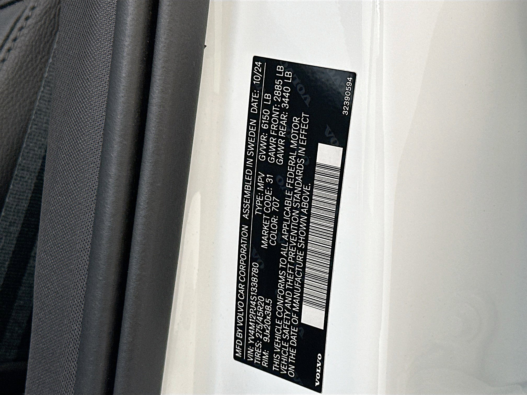 Used 2025 Volvo XC90 B5 Core image 12