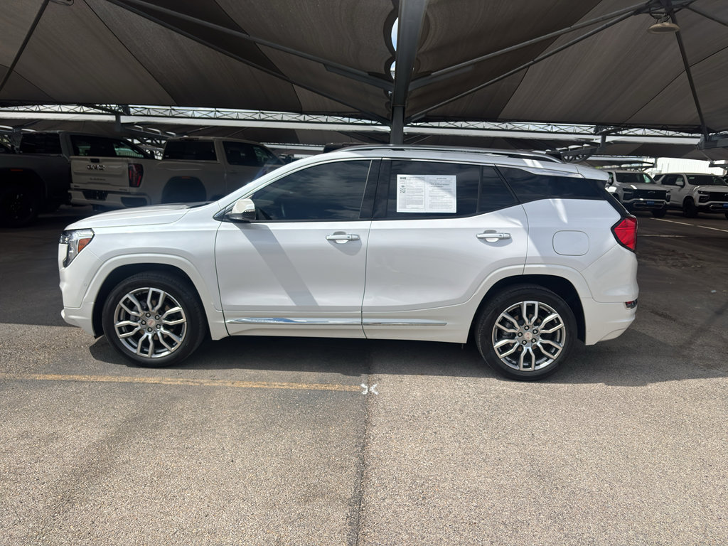Certified 2024 GMC Terrain Denali w/ Denali Premium Package AWD/4WD image 10