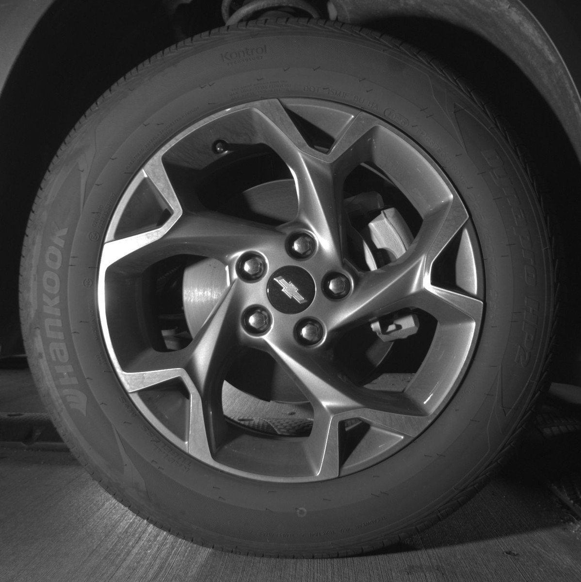 Used 2025 Chevrolet Trax LT FWD image 13
