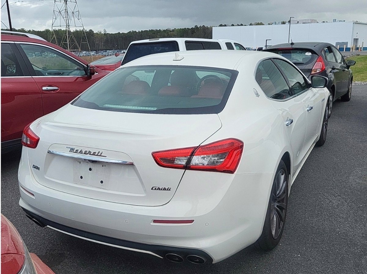 Used 2019 Maserati Ghibli S GranLusso AWD/4WD image 3