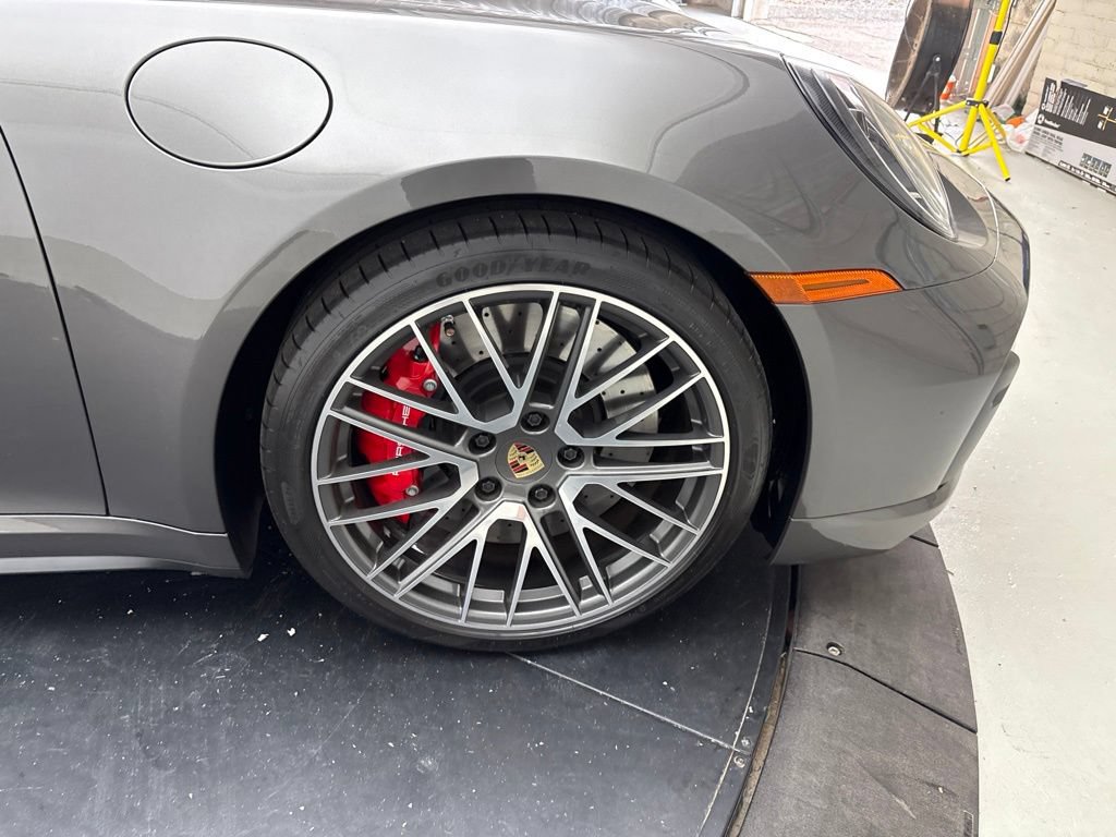 Certified 2023 Porsche 911 Turbo AWD/4WD image 16