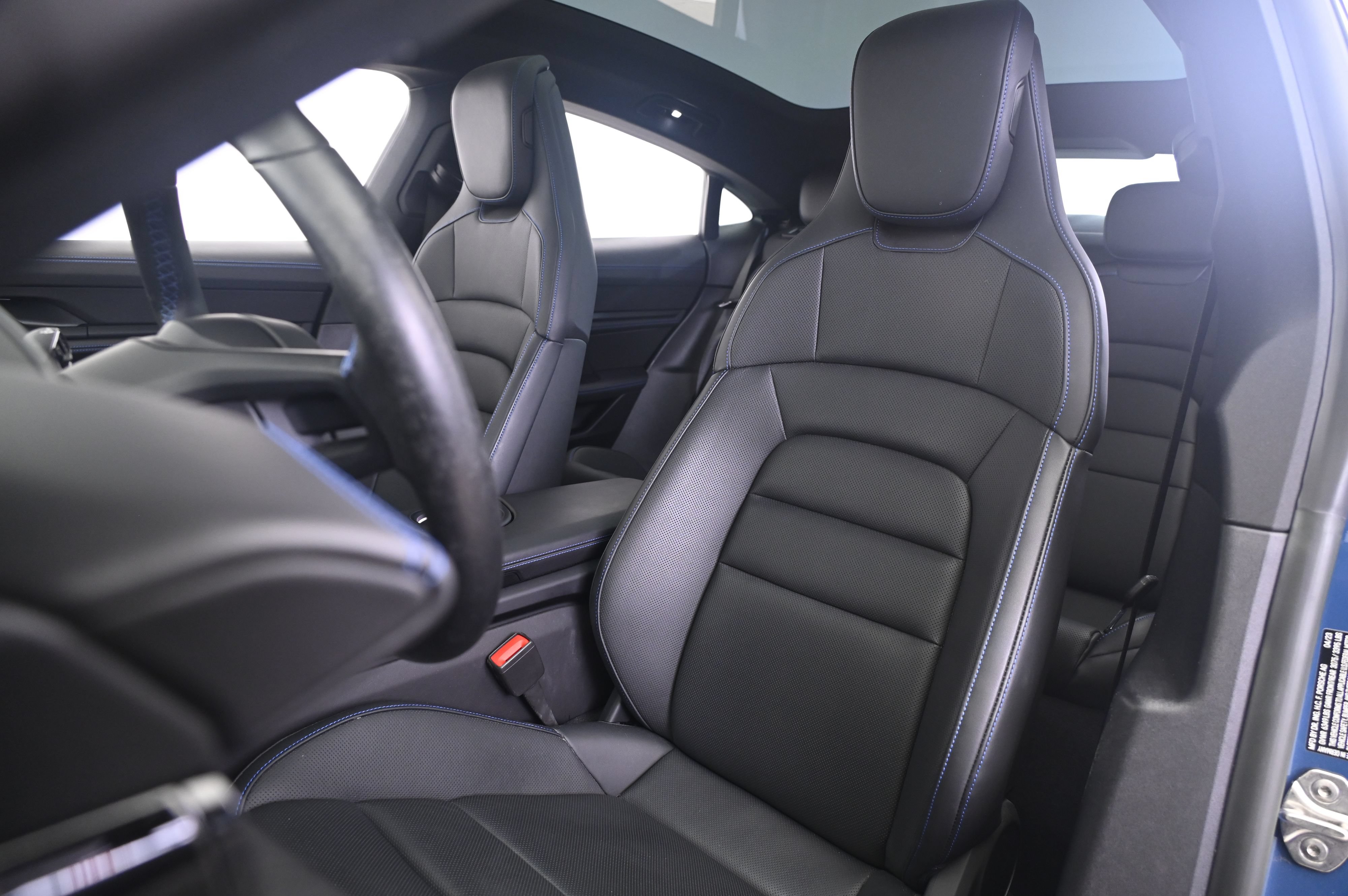 Certified 2023 Porsche Taycan 4S AWD/4WD image 31