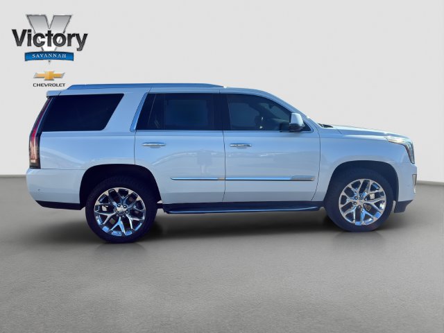 Certified 2020 Cadillac Escalade Luxury AWD/4WD image 8