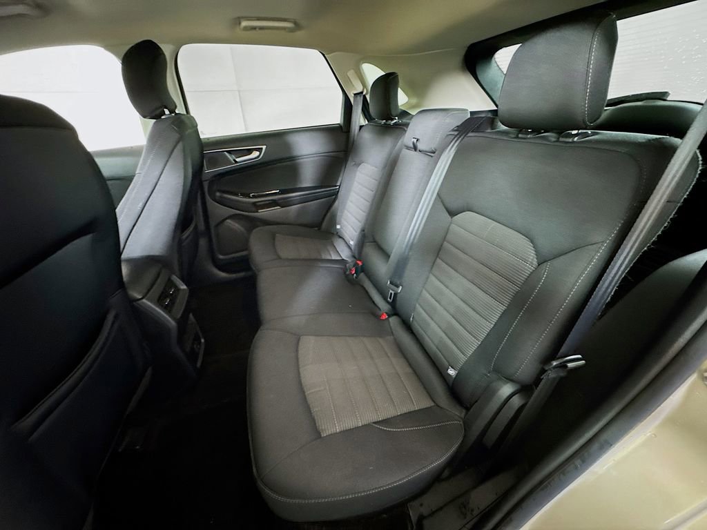Used 2018 Ford Edge SEL AWD/4WD image 22