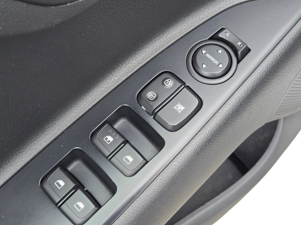 Certified 2021 Kia Rio S FWD image 15