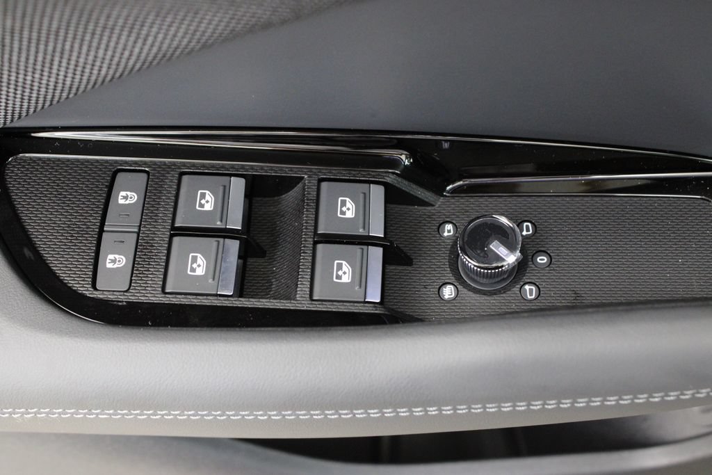 New 2026 Audi Q3 quattro 2.0T AWD/4WD image 18