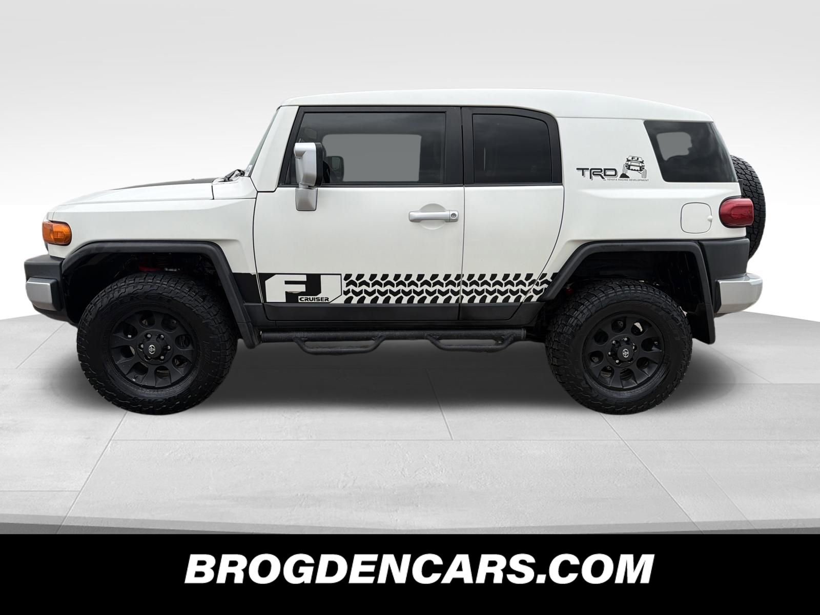 Used 2013 Toyota FJ Cruiser 4WD image 5