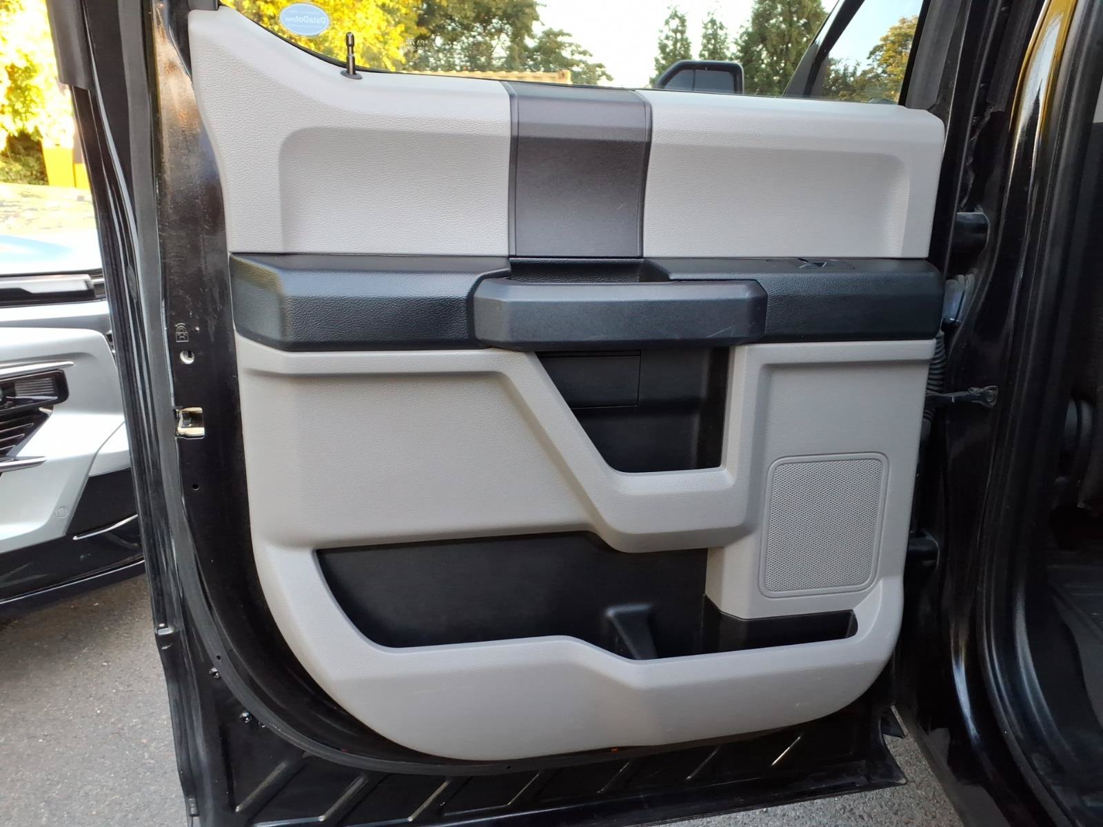 Used 2019 Ford F150 XL w/ Equipment Group 101A Mid AWD/4WD image 23