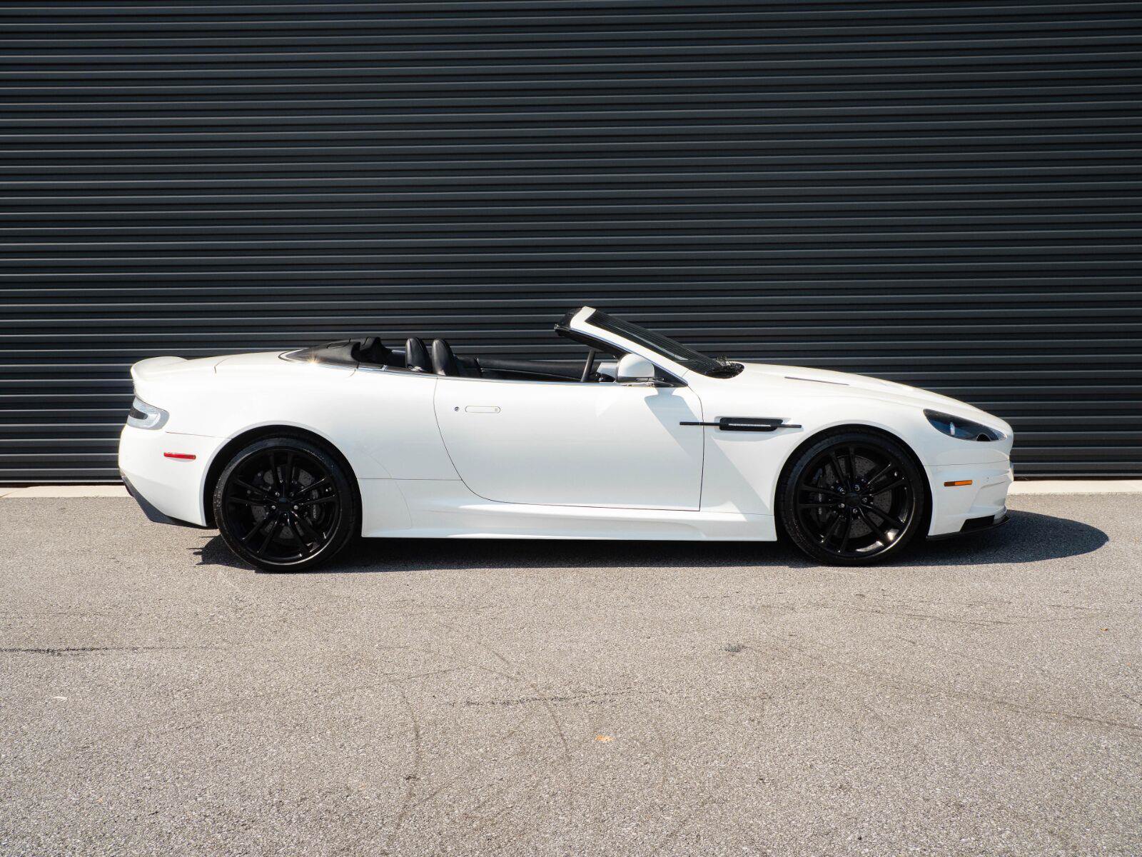 Used 2011 Aston Martin DBS Volante RWD image 21