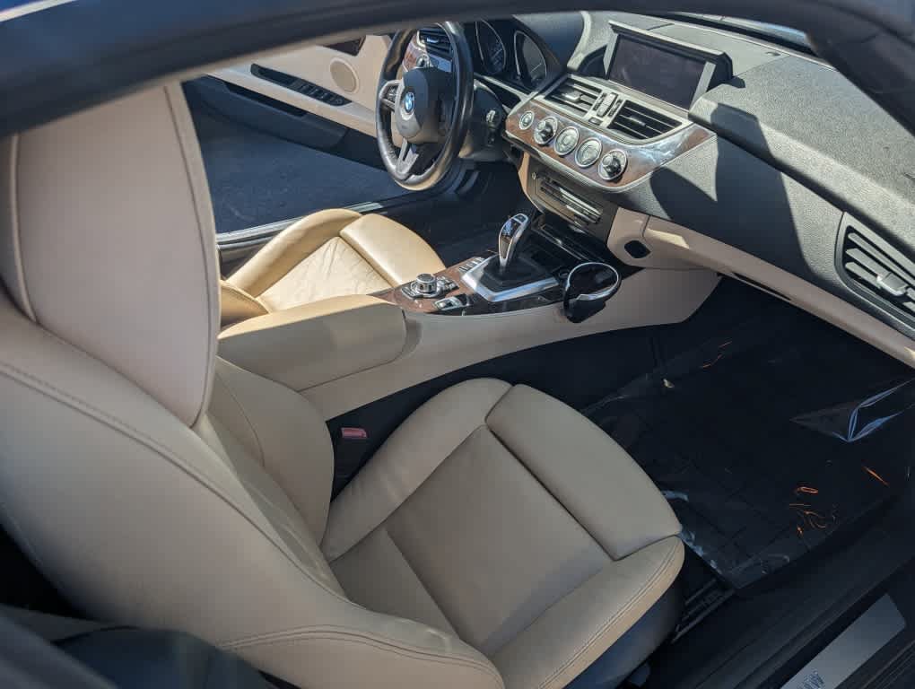 Used 2013 BMW Z4 sDrive35i RWD image 24