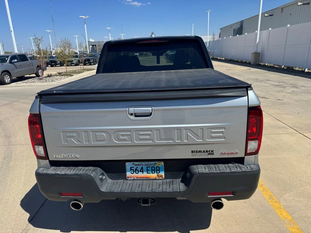 Used 2025 Honda Ridgeline Sport image 5
