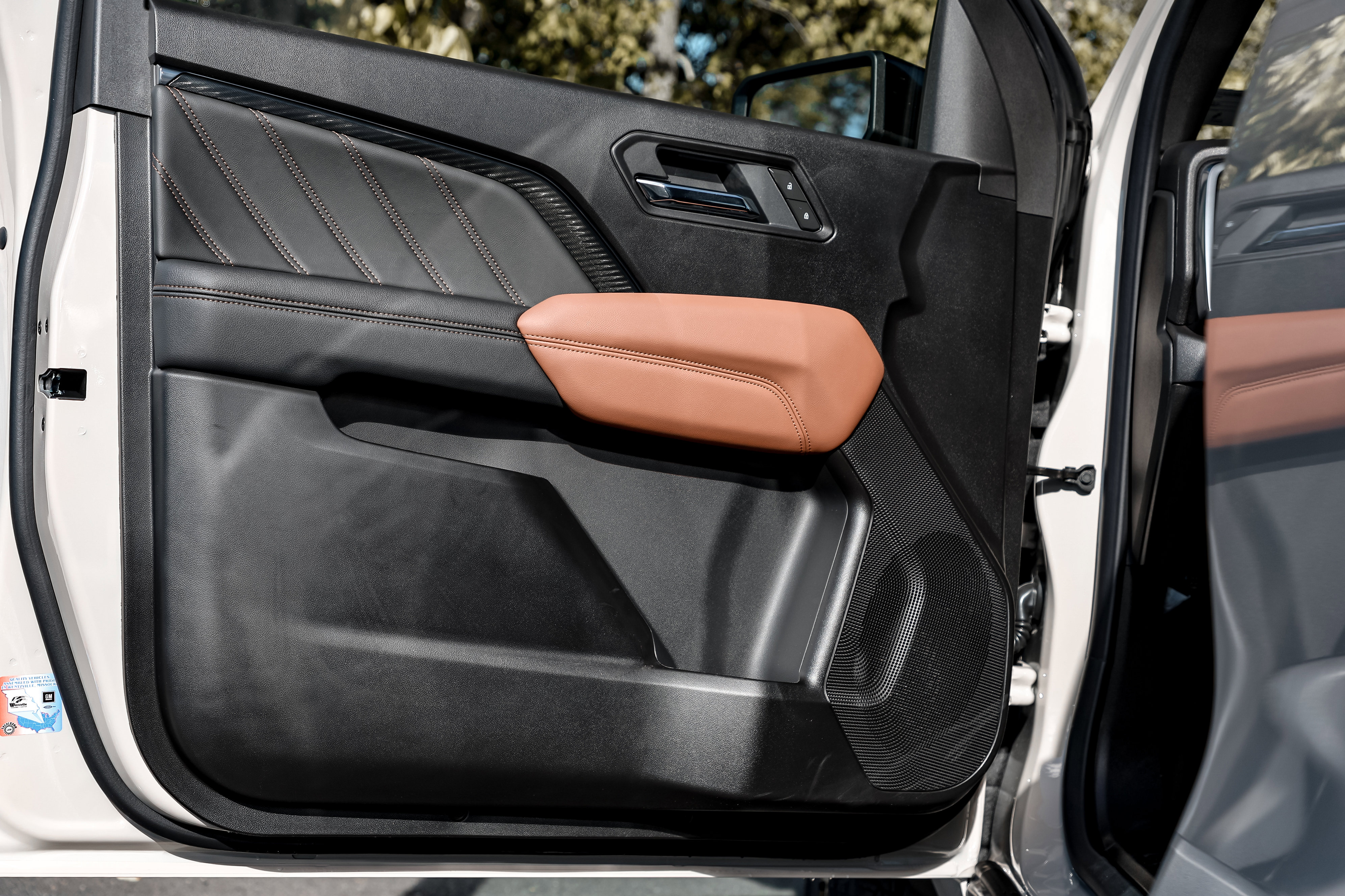 New 2026 GMC Canyon AT4 image 17