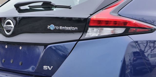 Used 2021 Nissan Leaf SV image 11