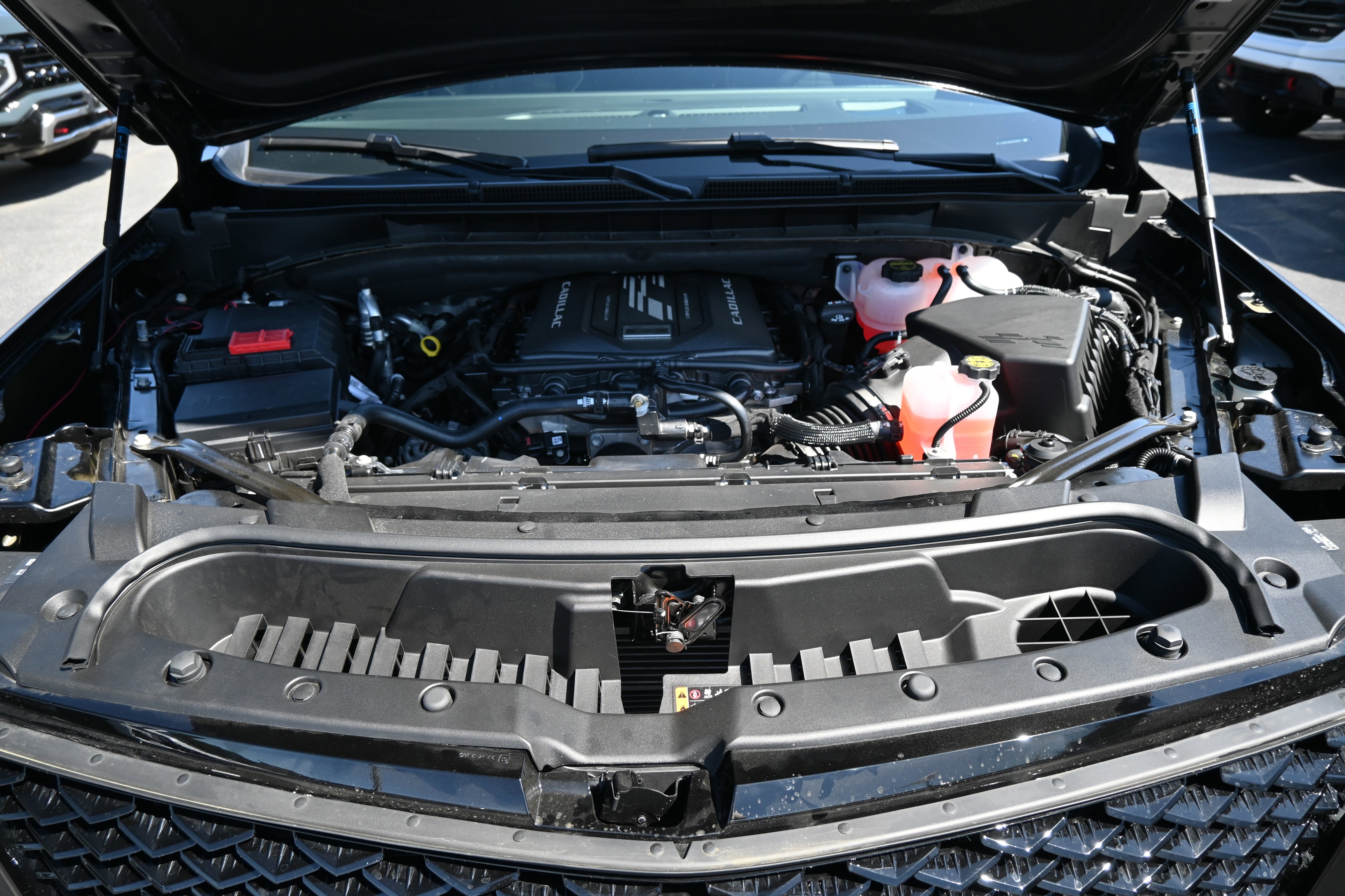 Used 2025 Cadillac Escalade V image 29