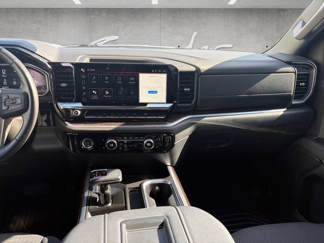 Used 2022 GMC Sierra 1500 Elevation RWD image 3