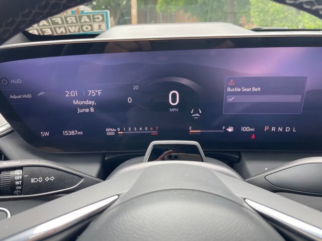 Used 2025 Buick Enclave Avenir w/ Super Cruise Package FWD image 23