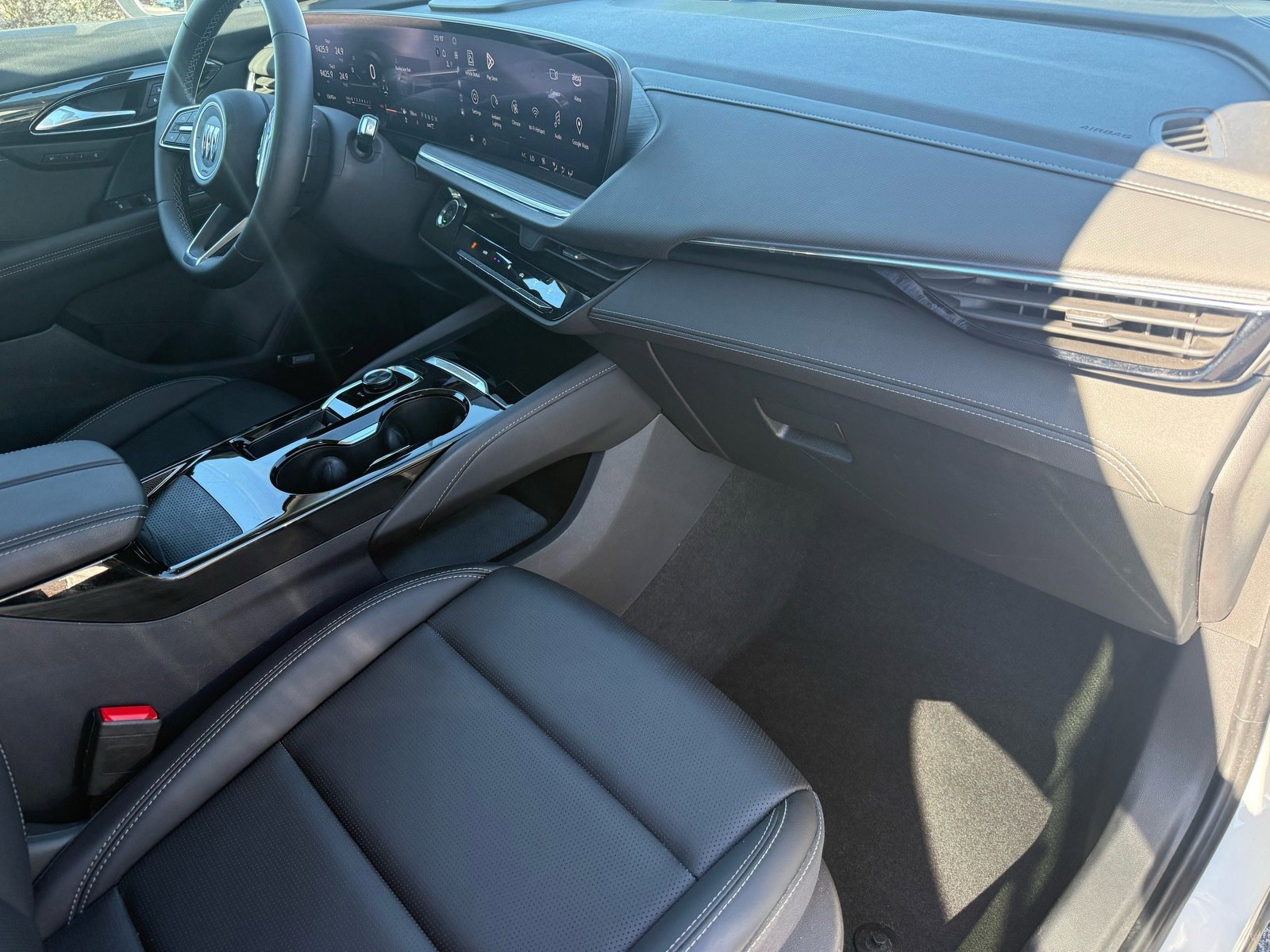 Used 2025 Buick Envision Preferred image 9