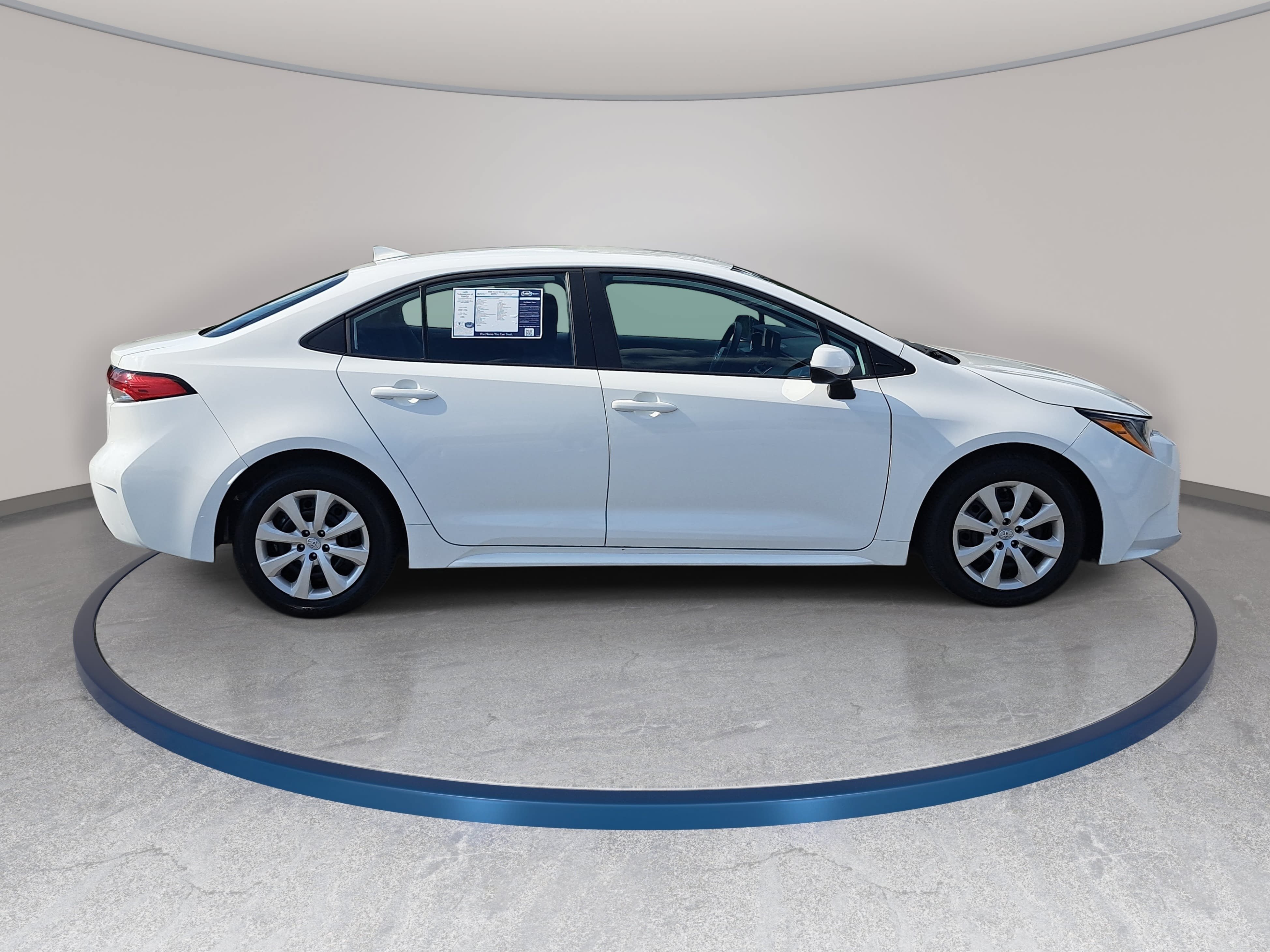 Used 2026 Toyota Corolla LE FWD image 4