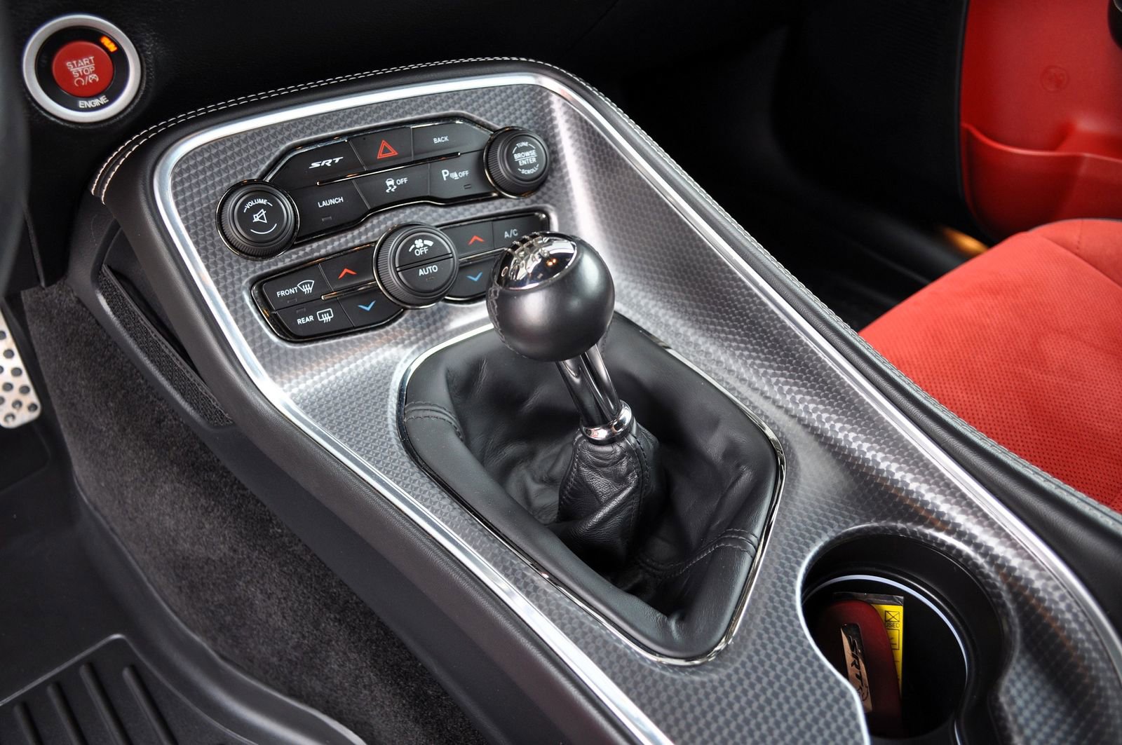 Used 2015 Dodge Challenger SRT Hellcat image 32