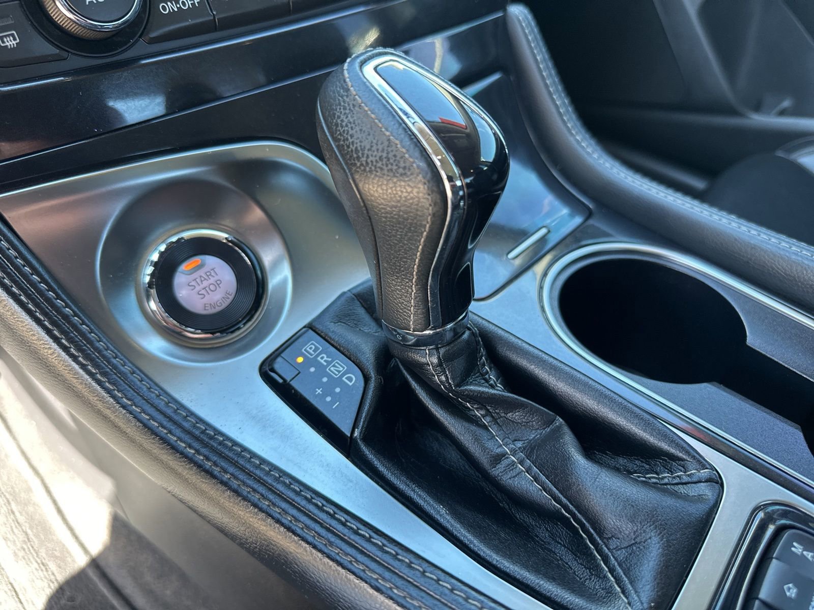 Used 2017 Nissan Maxima 3.5 SV image 22