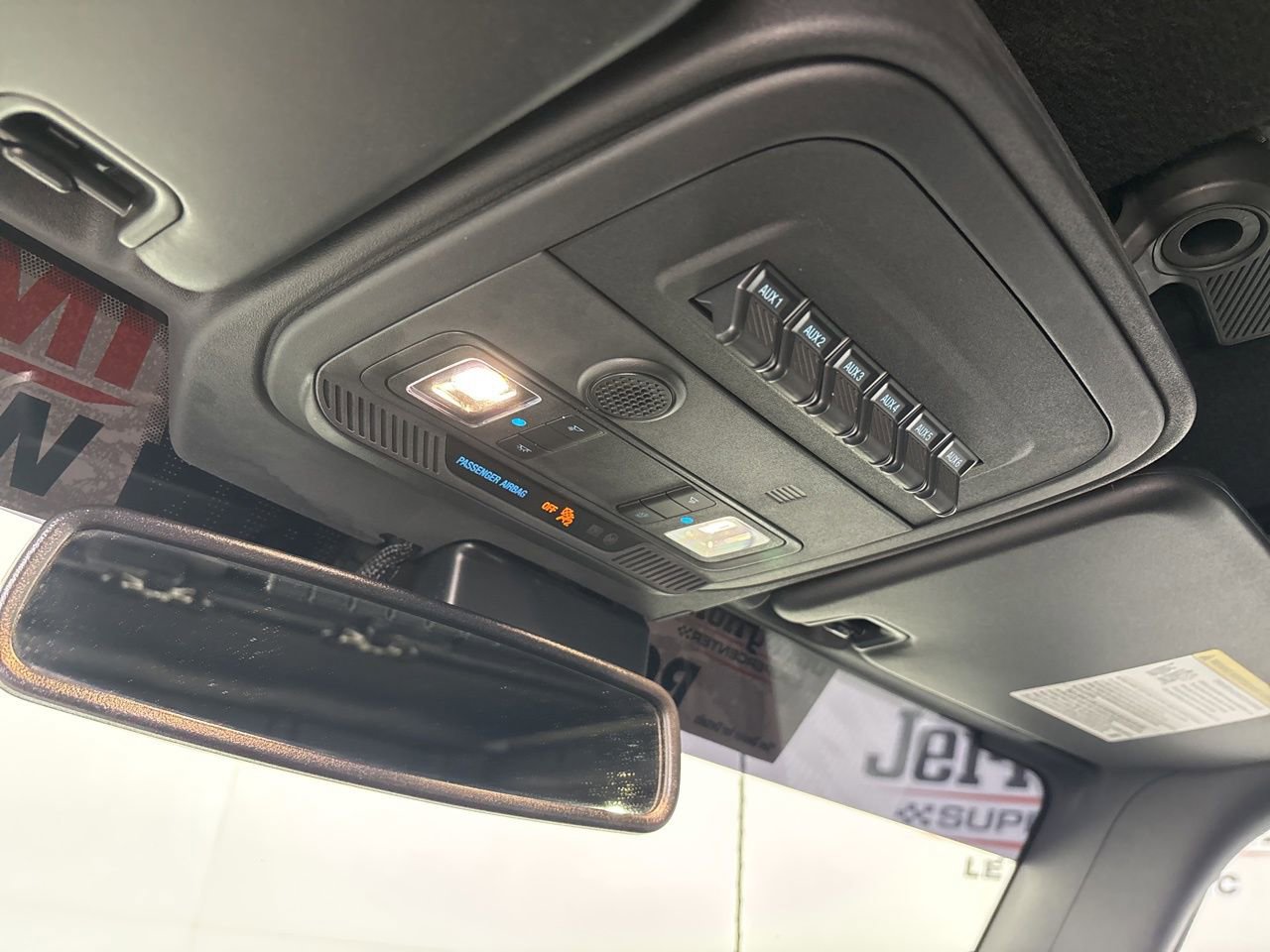 Used 2023 Ford Bronco Black Diamond image 18