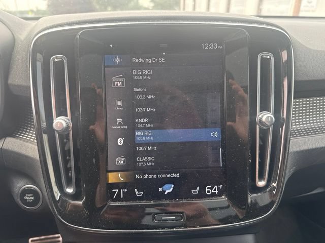 Used 2021 Volvo XC40 T5 R-Design AWD/4WD image 2