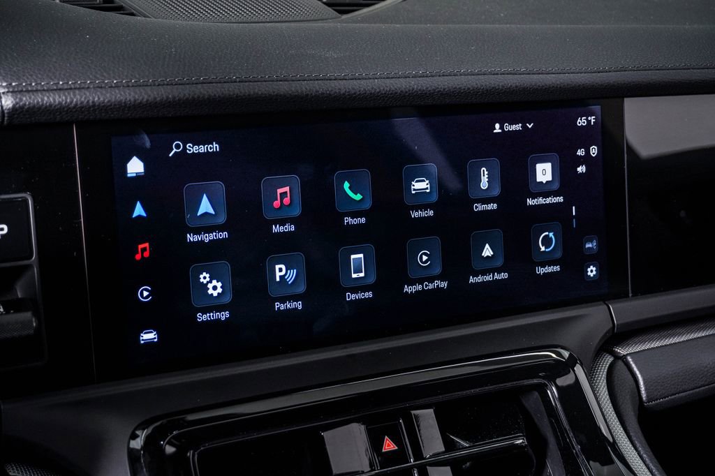 Certified 2025 Porsche Panamera 4 image 22