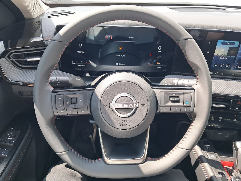 New 2026 Nissan Kicks SR AWD/4WD image 15