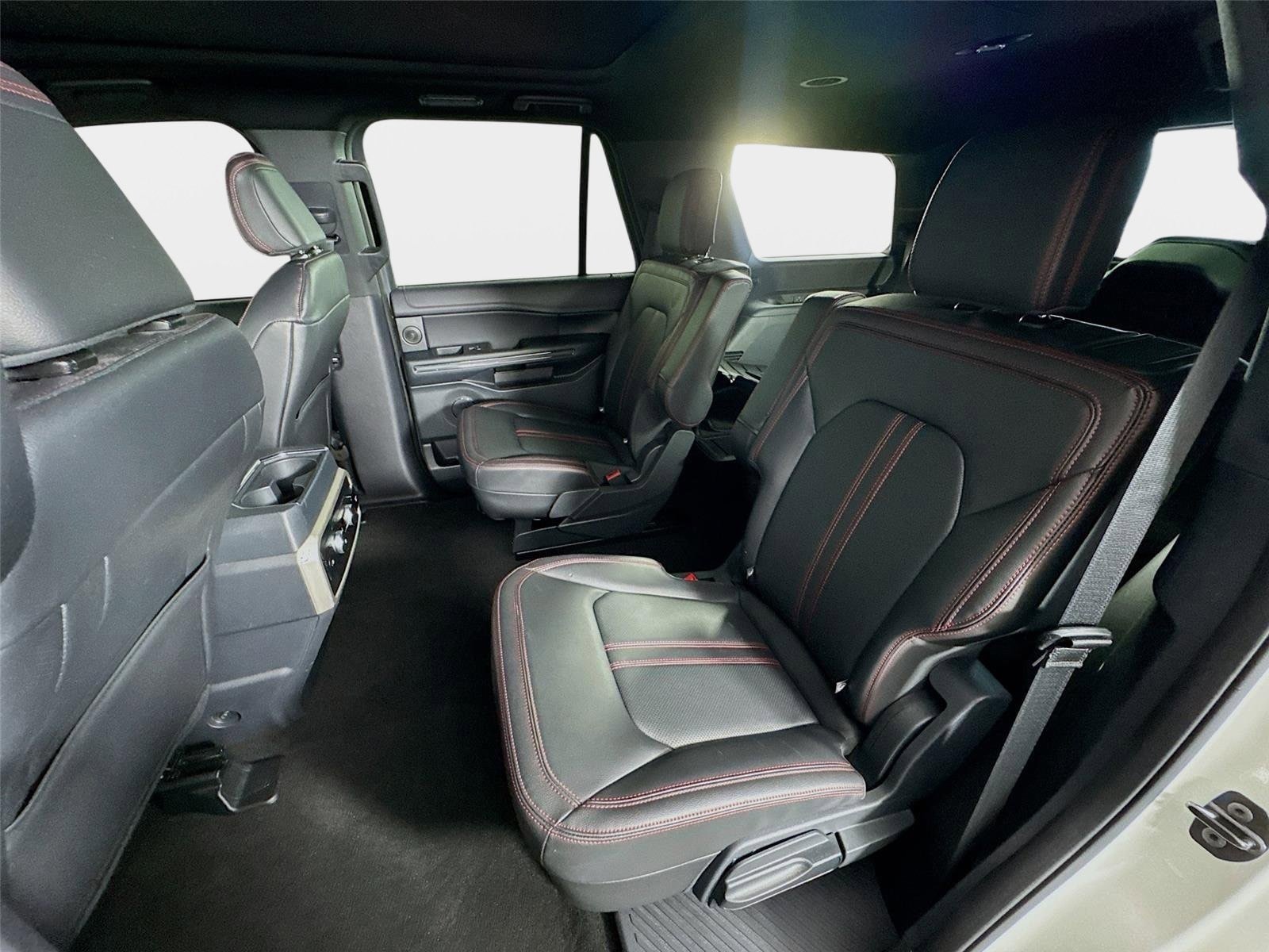 Used 2024 Ford Expedition Limited RWD image 24
