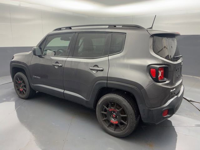 Used 2020 Jeep Renegade Latitude AWD/4WD image 4