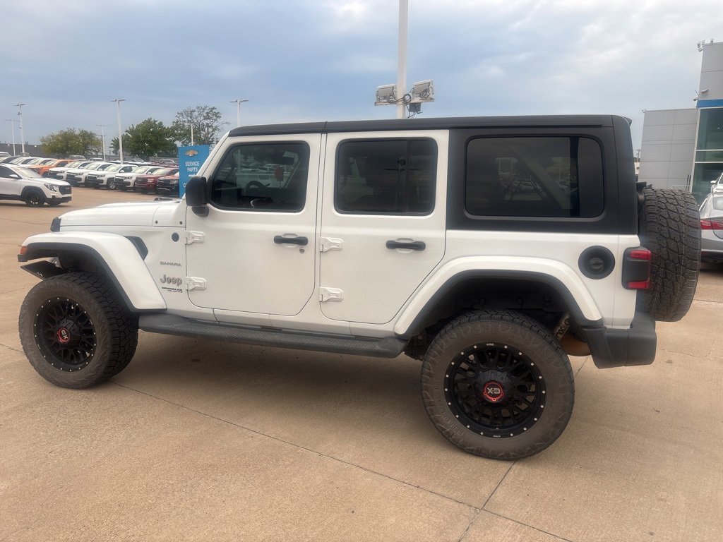 Used 2018 Jeep Wrangler Unlimited Sahara image 8