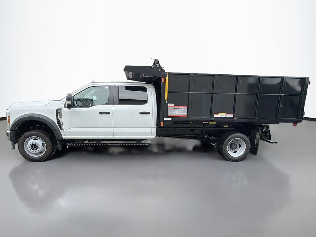 New 2026 Ford F550 4x4 Crew Cab image 9