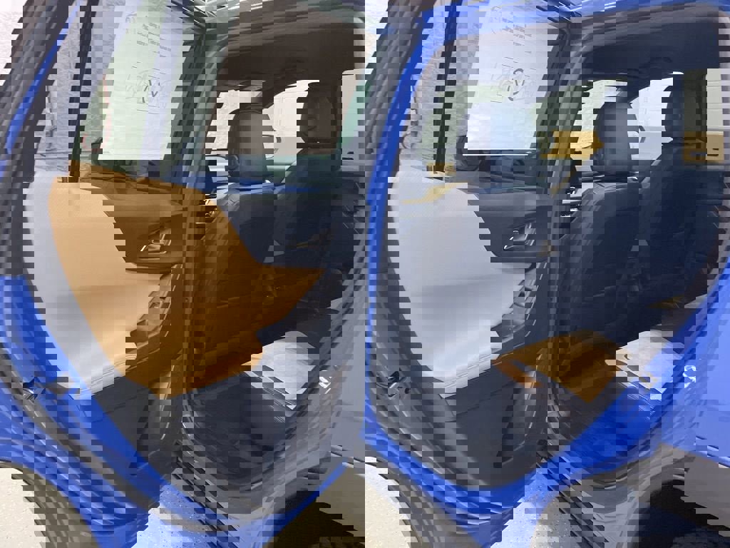 New 2026 Chevrolet Equinox ACTIV w/ Convenience Package III image 28