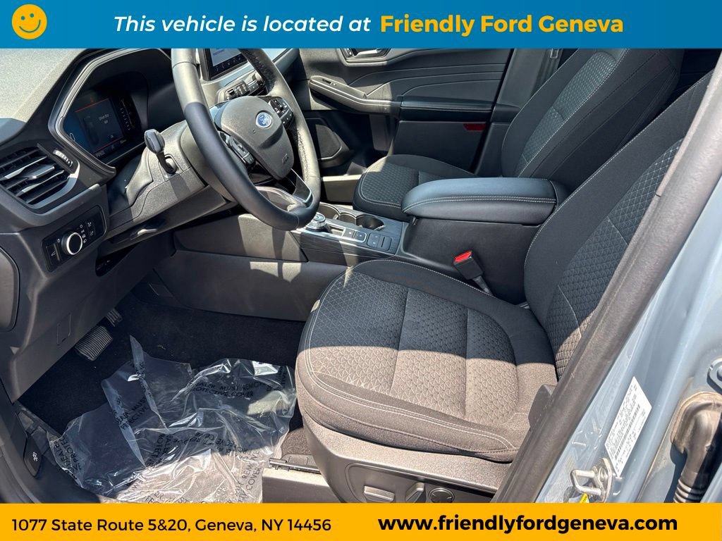 Used 2023 Ford Escape Active AWD/4WD image 9